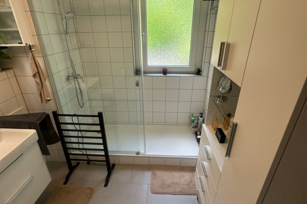 Teilbadsanierung Umbau von Badewanne auf Dusche in Pullach im Isartal 5